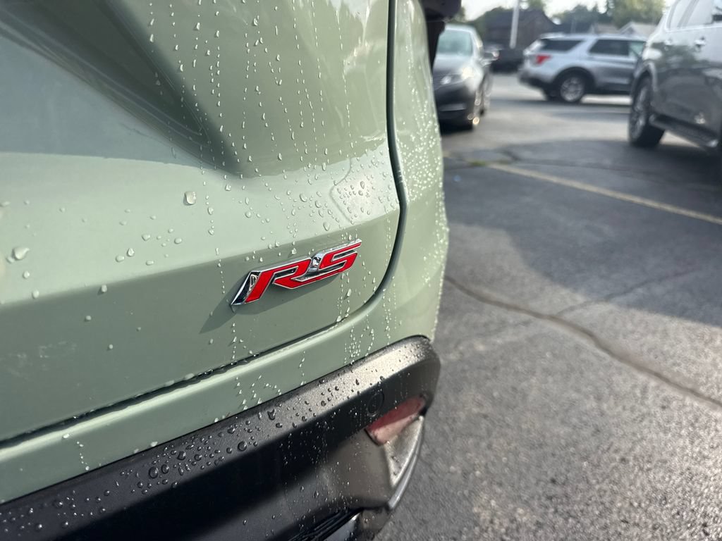 Used 2024 Chevrolet Trax RS w/ Driver Confidence Package FWD image 13