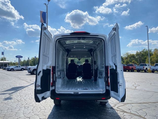 New 2025 Ford Transit 250 148 Medium Roof image 14