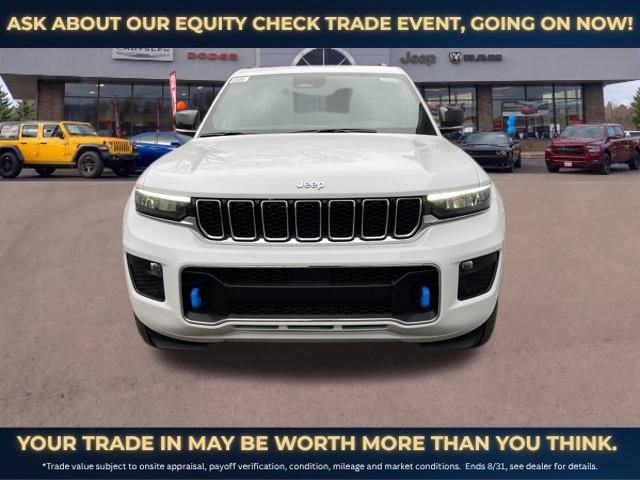New 2023 Jeep Grand Cherokee Overland w/ Luxury Tech Group IV AWD/4WD image 2
