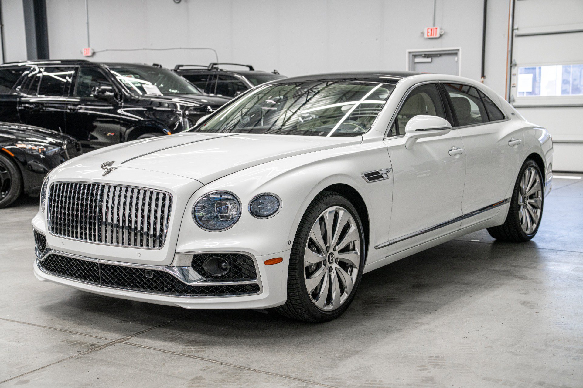 Used 2024 Bentley Flying Spur V8 AWD/4WD image 5