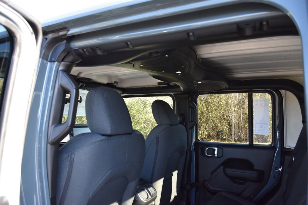 New 2026 Jeep Gladiator Sport AWD/4WD image 31