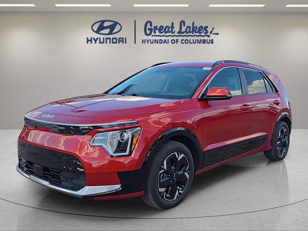 Used 2023 Kia Niro Wind w/ Wind Preserve Package FWD image 1