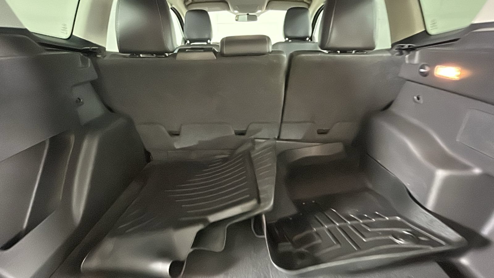 Used 2019 Ford Escape SEL AWD/4WD image 33