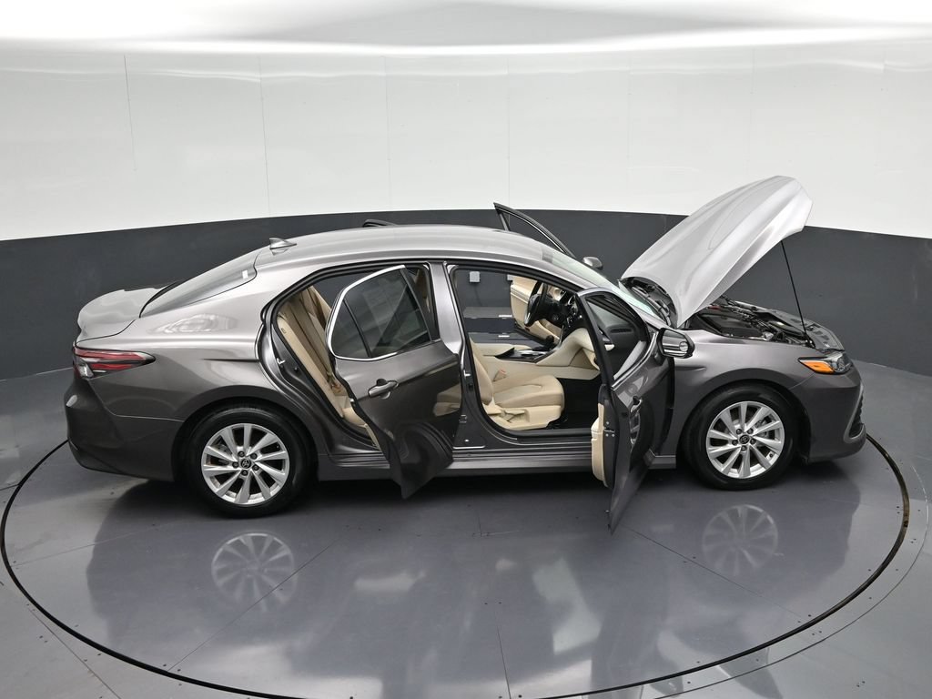 Used 2023 Toyota Camry LE FWD image 40