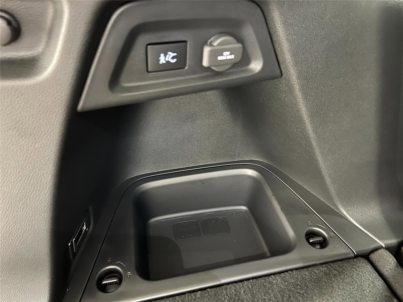 New 2025 Honda Pilot Touring image 36