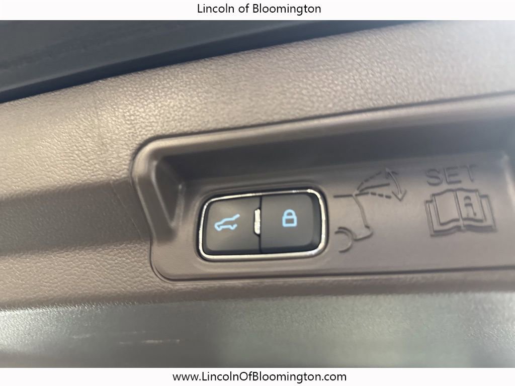 Used 2022 Ford Explorer Platinum w/ Equipment Group 601A image 71