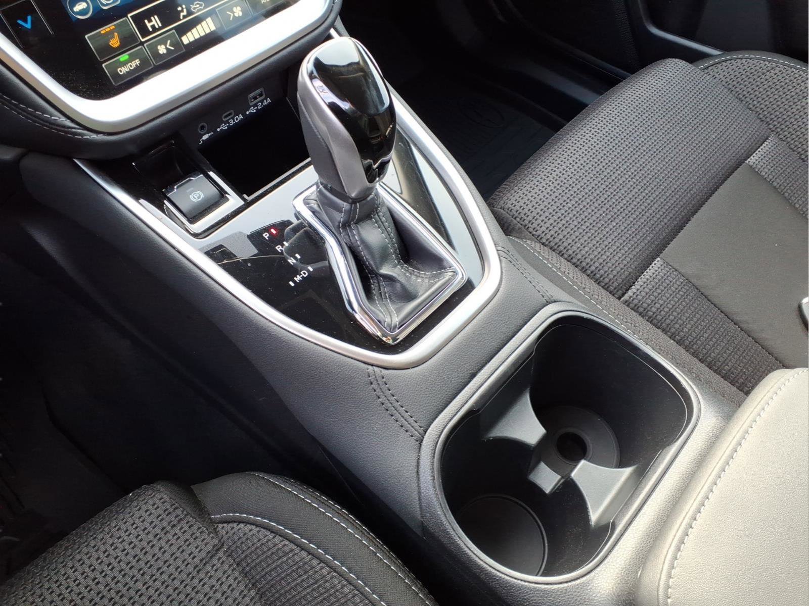 Used 2025 Subaru Outback Premium w/ Popular Package #1A image 10