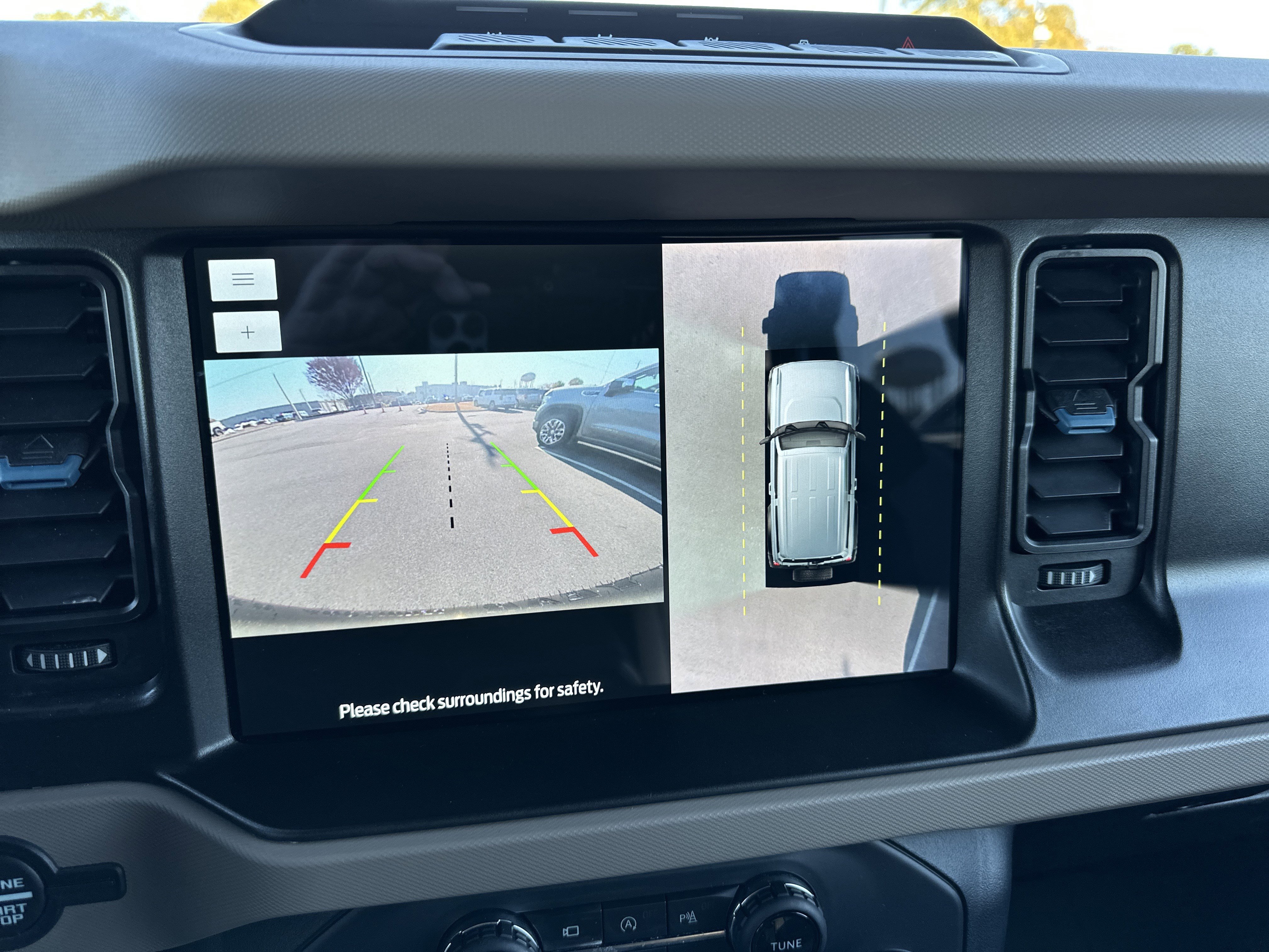 Used 2022 Ford Bronco Wildtrak image 31