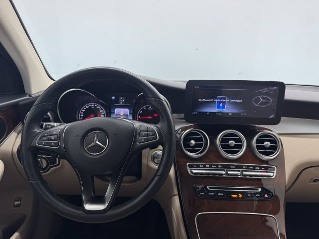 Used 2019 Mercedes-Benz GLC 300 image 3