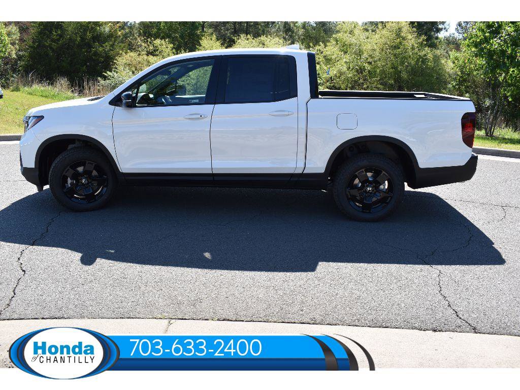 New 2026 Honda Ridgeline Black Edition image 4