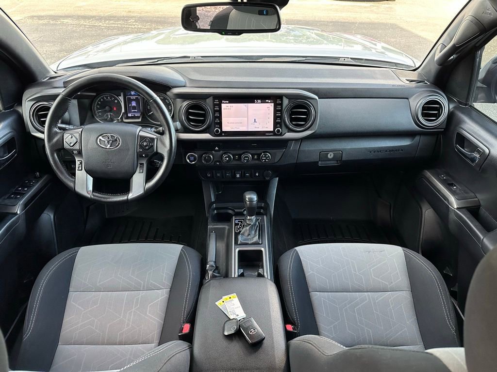 Used 2020 Toyota Tacoma TRD Off-Road w/ Technology Package image 20