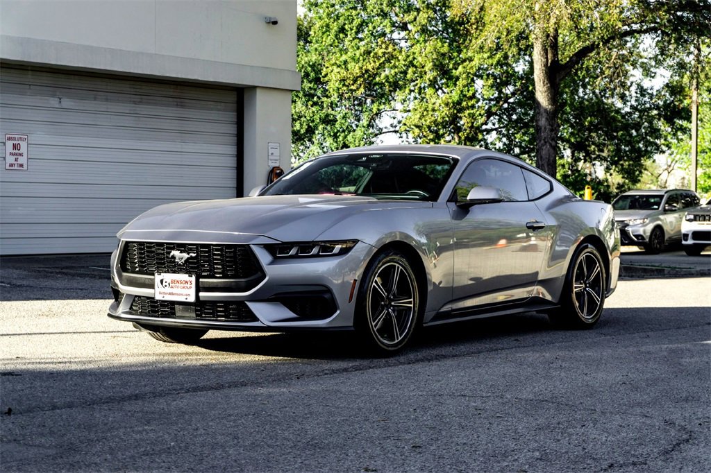 Used 2024 Ford Mustang Premium image 8