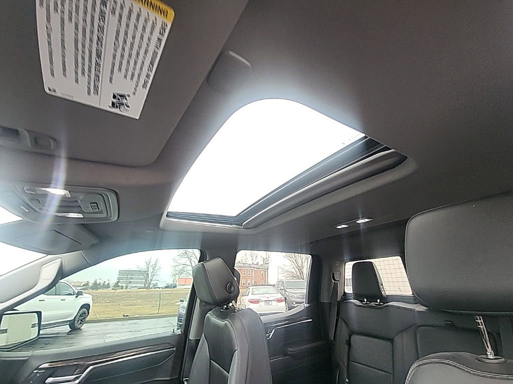 Used 2023 GMC Sierra 1500 Elevation w/ Elevation Premium Package image 17