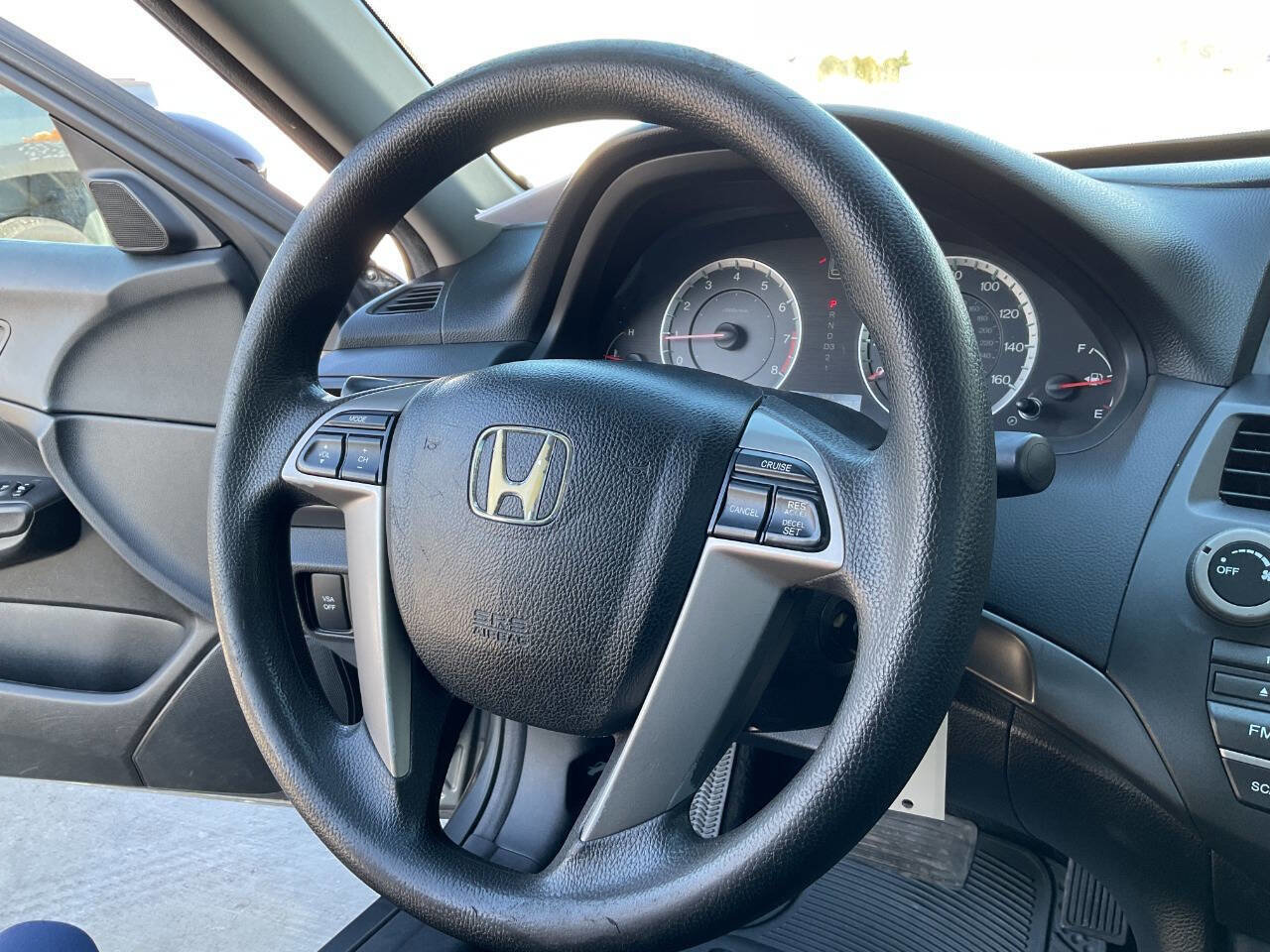 Used 2010 Honda Accord LX-P image 19