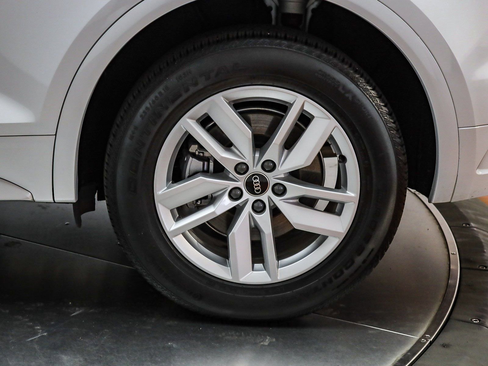 Certified 2023 Audi Q5 2.0T Premium w/ Convenience Package image 11