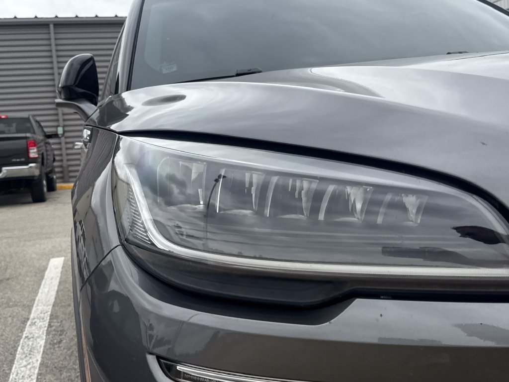 Used 2021 Lincoln Aviator Reserve w/ Equipment Group 201A AWD/4WD image 4