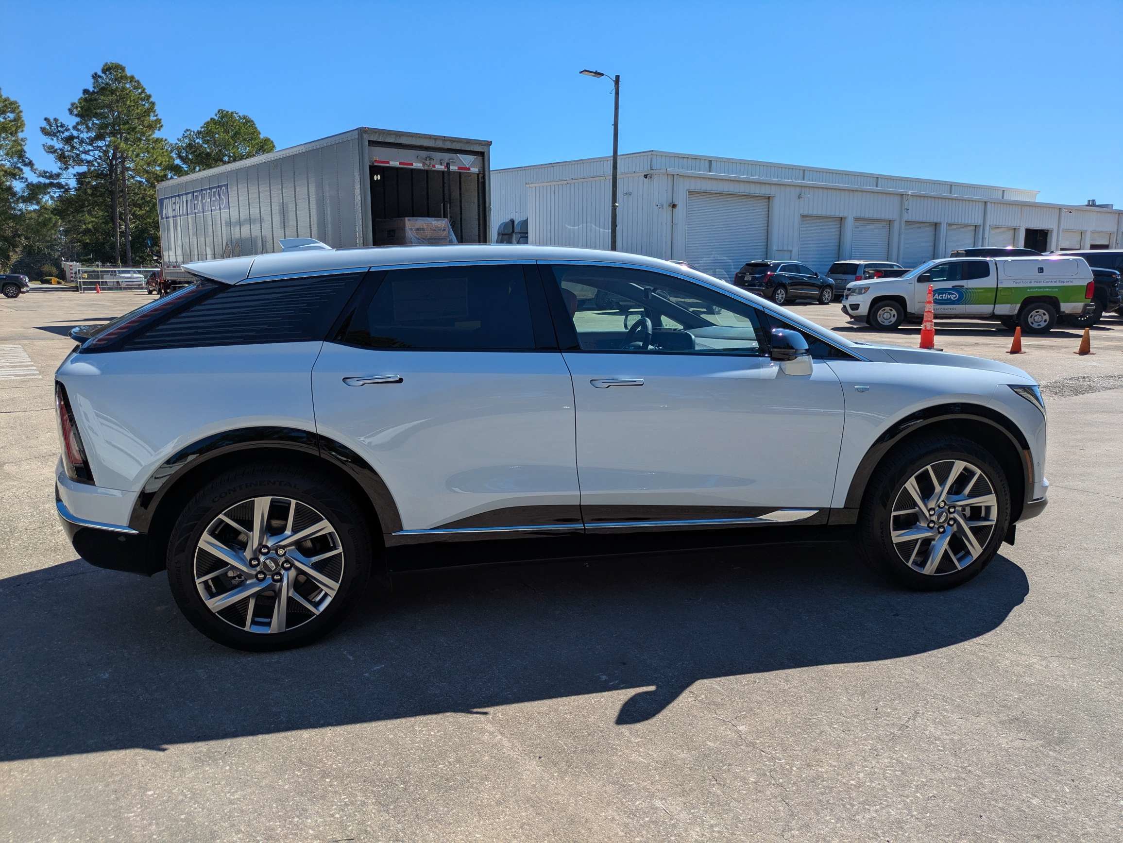 New 2027 Cadillac Optiq Premium Luxury RWD image 25