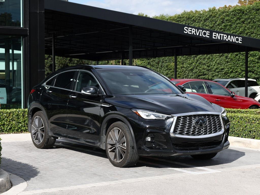 Certified 2025 INFINITI QX55 Luxe w/ Cargo Package image 2