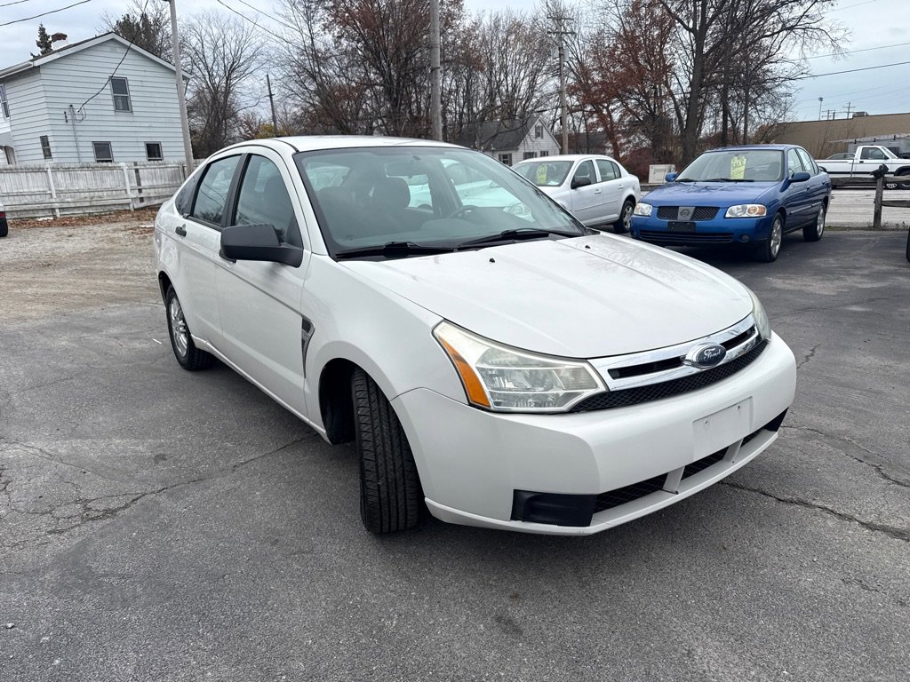 Used 2011 Ford Focus SE image 3