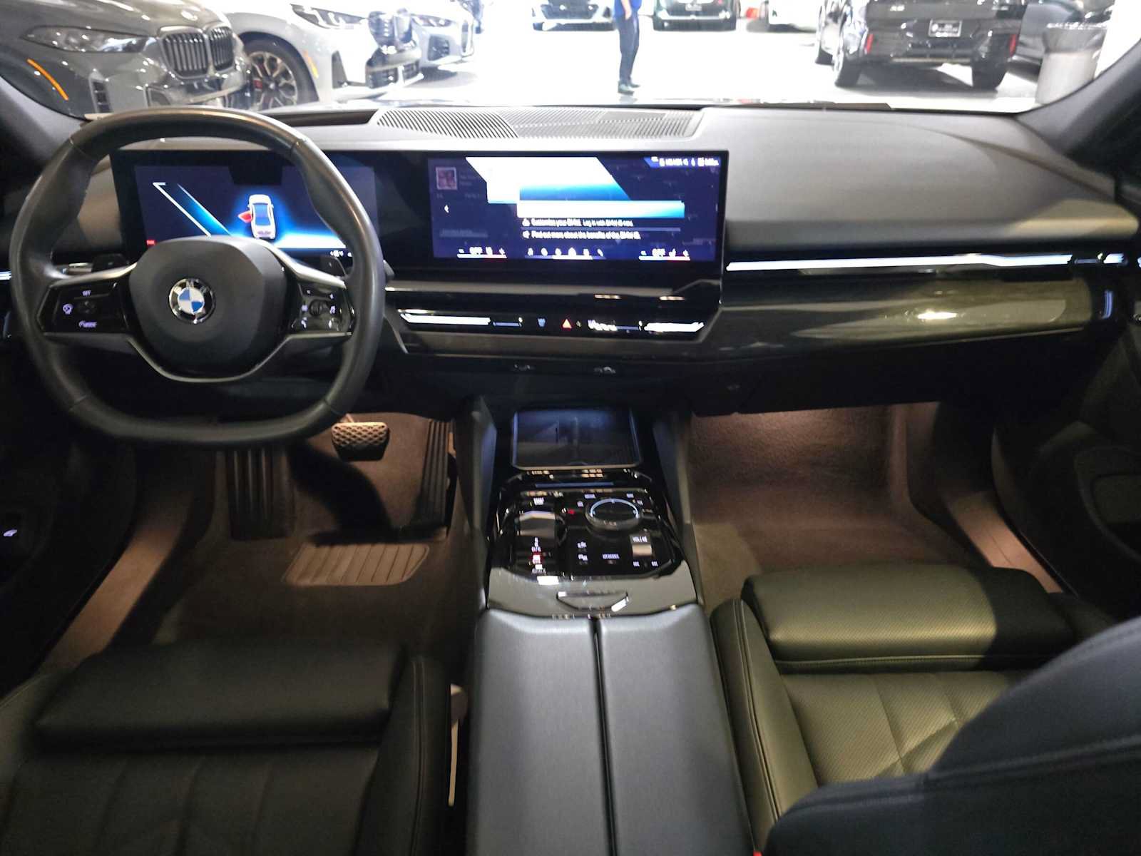 Used 2024 BMW 530i xDrive AWD/4WD image 19