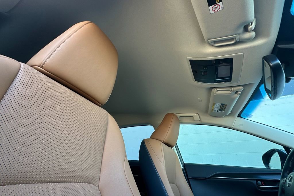 Used 2019 Lexus NX 300h AWD image 17