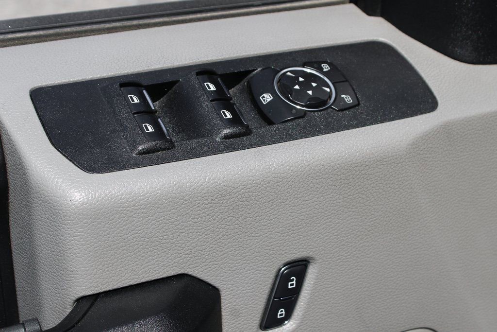 Used 2017 Ford F350 XL w/ Power Equipment Group image 16