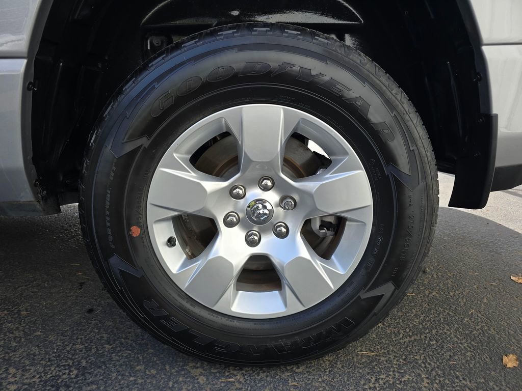 Used 2021 RAM 1500 Big Horn AWD/4WD image 6