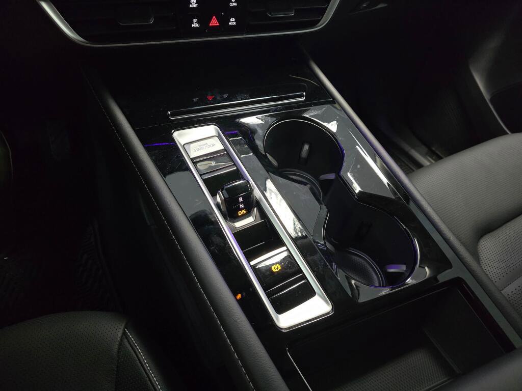 New 2026 Volkswagen Atlas SEL image 26