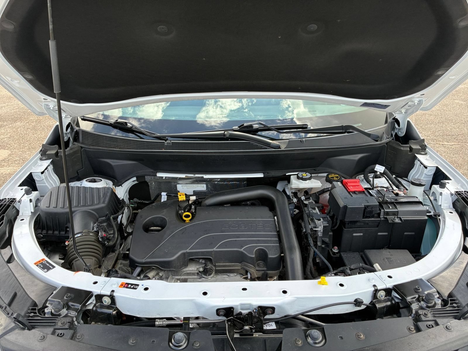 Used 2025 Chevrolet Equinox LT FWD image 27