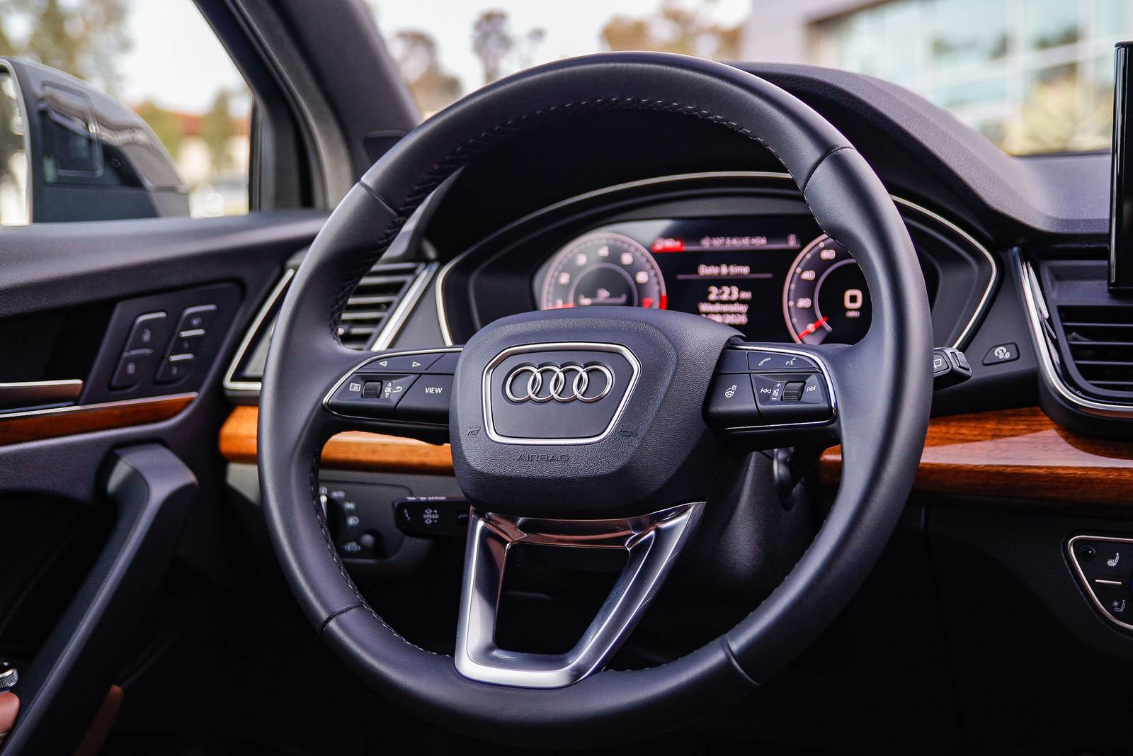 Certified 2023 Audi Q5 2.0T Premium Plus w/ Premium Plus Package image 17