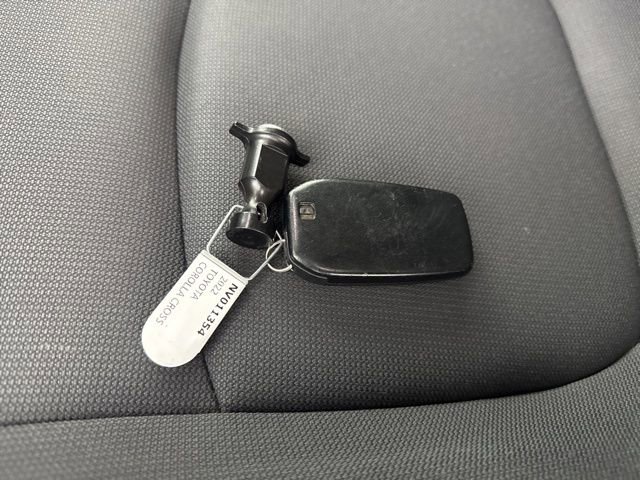 Used 2022 Toyota Corolla Cross LE FWD image 27