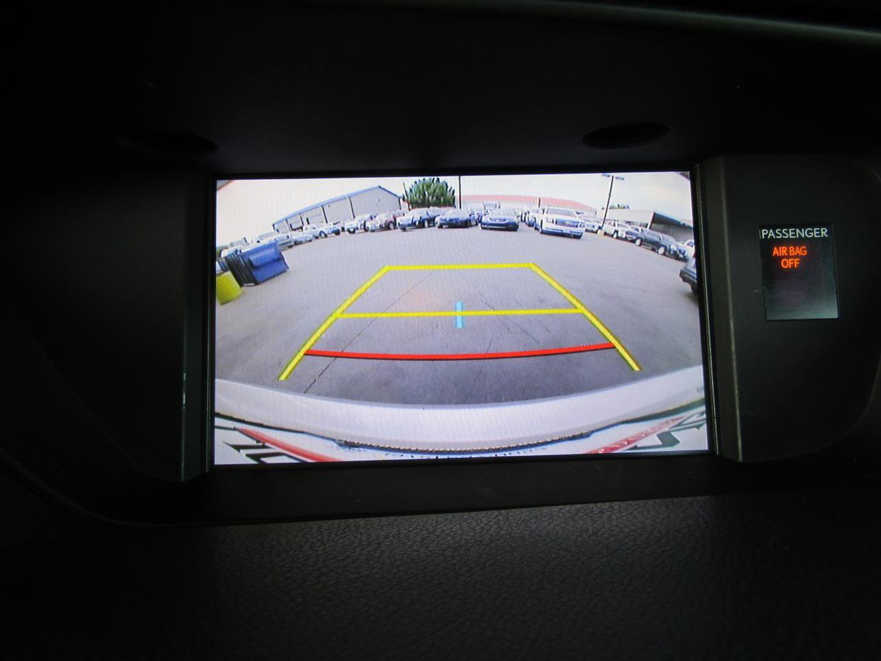 Used 2015 Lexus ES 300h w/ Premium Package w/Bamboo Trim FWD image 18