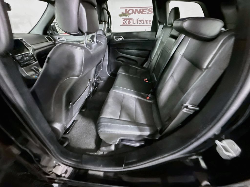 Used 2022 Jeep Grand Cherokee Laredo X AWD/4WD image 28