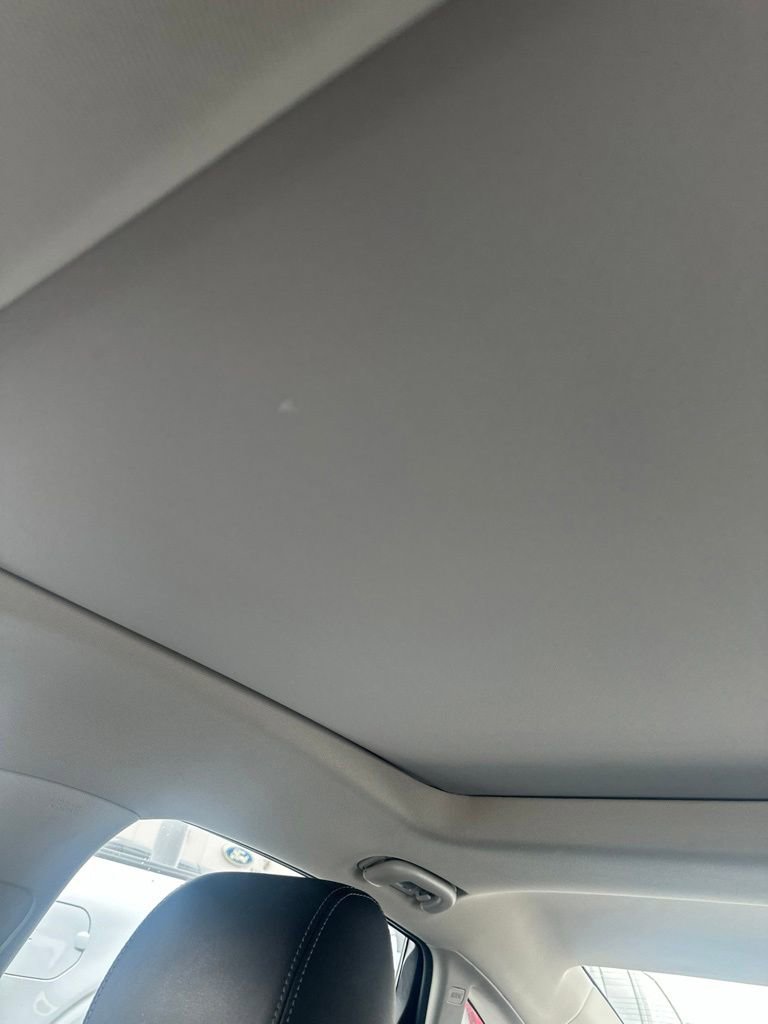 Used 2018 Buick LaCrosse Essence w/ Sun and Shade Package FWD image 21