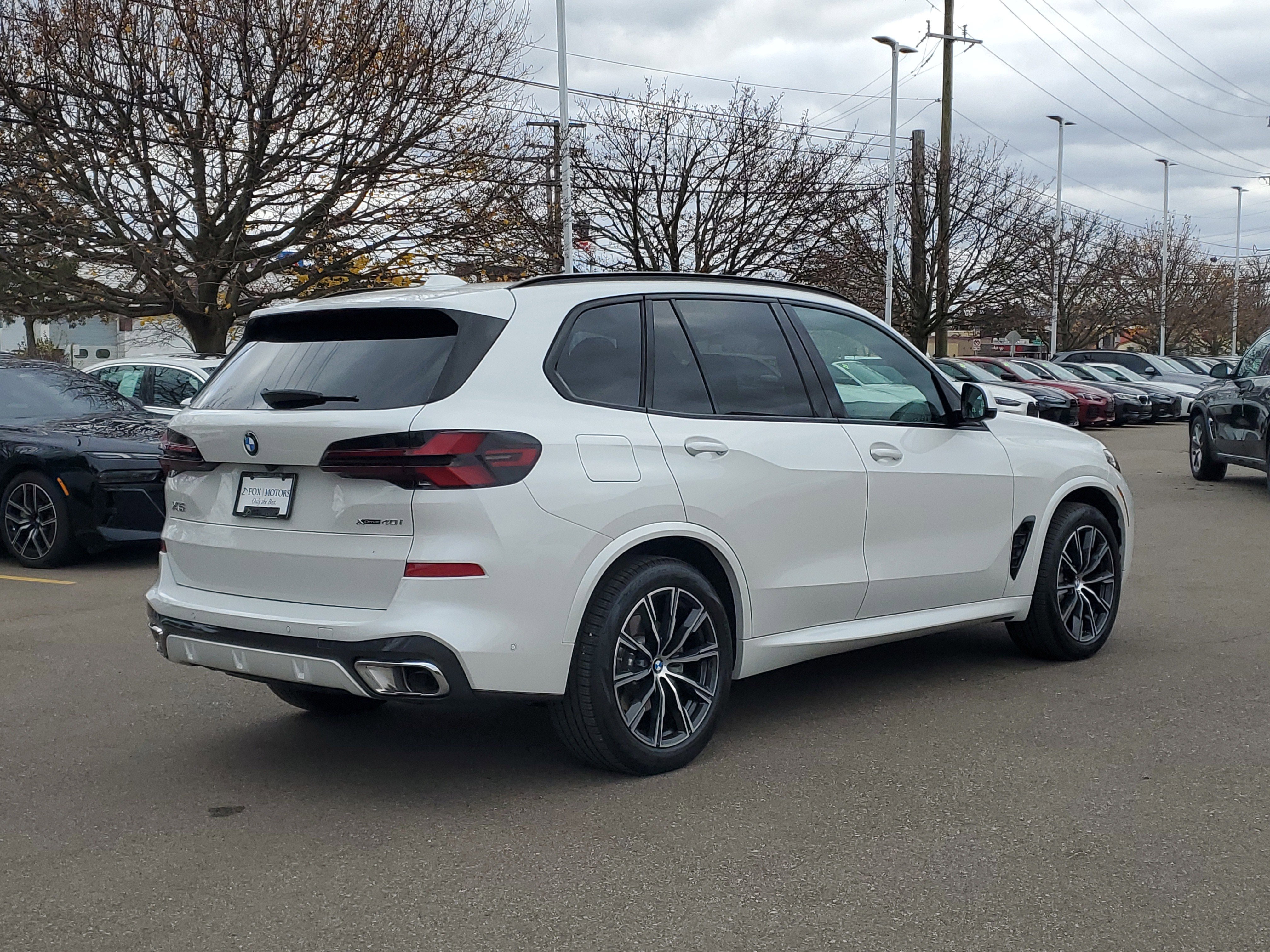 Certified 2024 BMW X5 xDrive40i w/ M Sport Package image 3