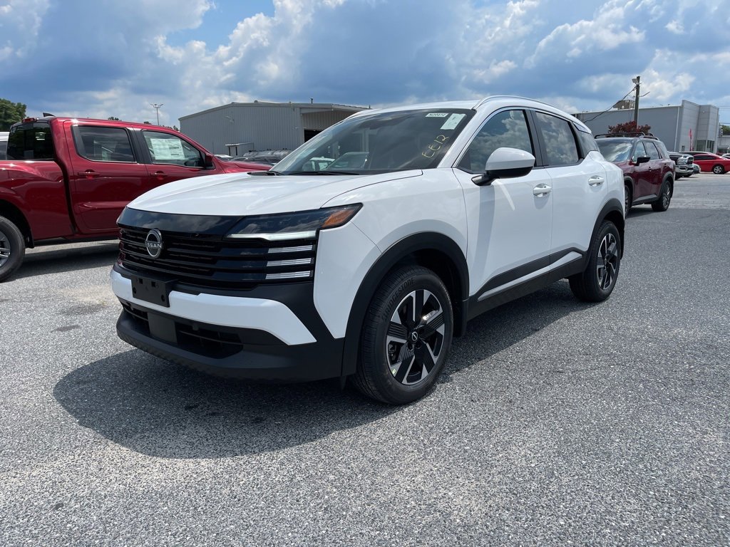 New 2025 Nissan Kicks SV w/ SV Premium Package image 2