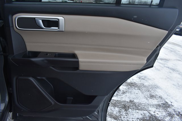 Used 2020 Ford Explorer XLT w/ Equipment Group 202A image 47