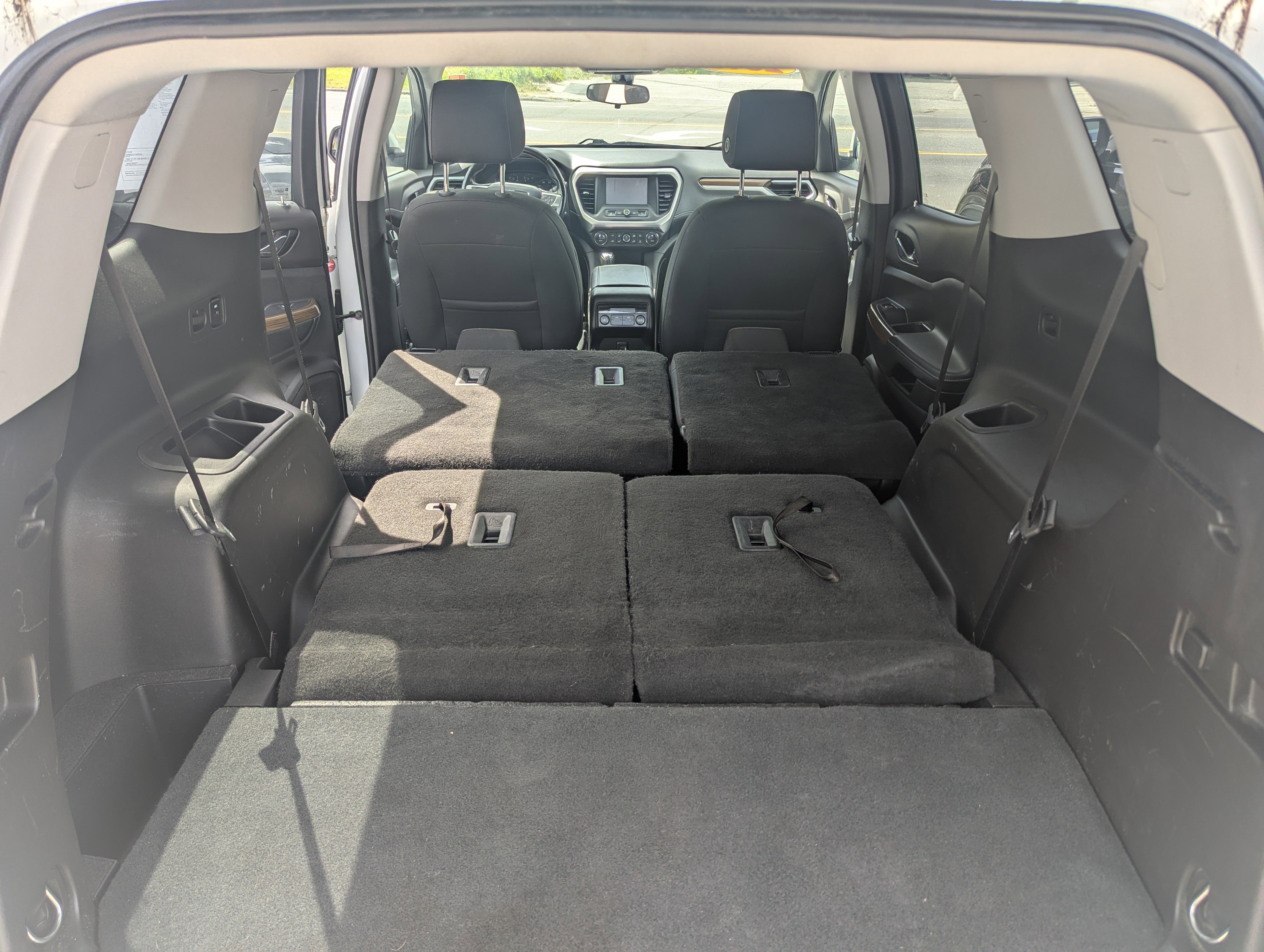 Used 2019 GMC Acadia SLE image 28