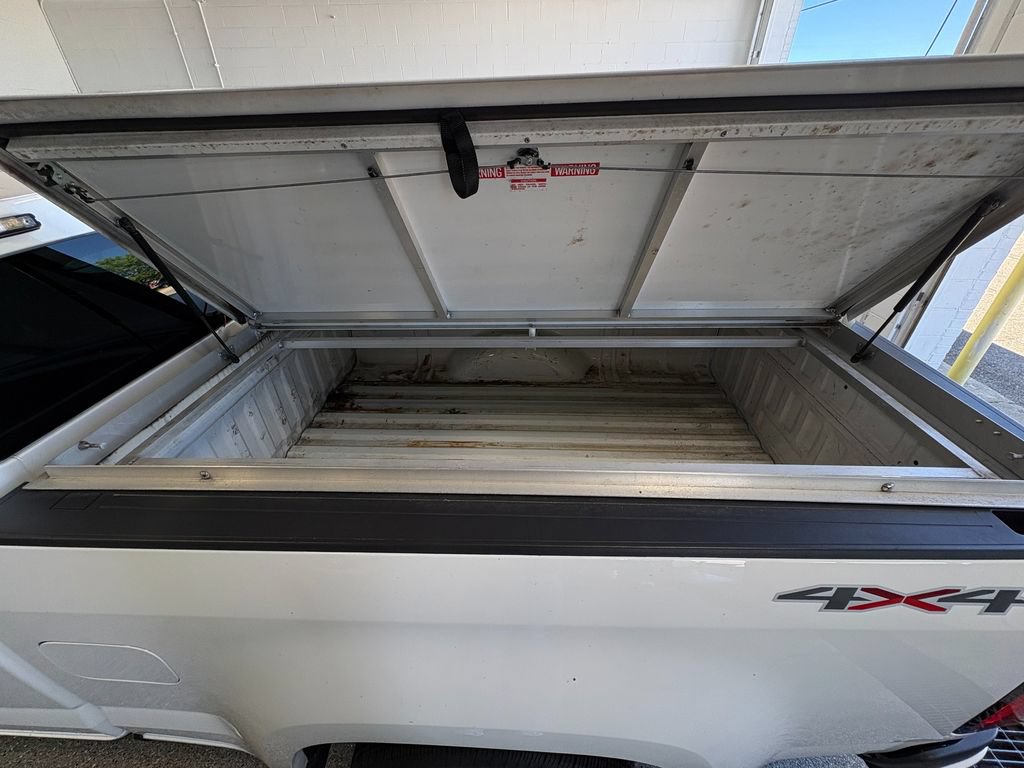 Used 2022 Chevrolet Colorado LT w/ Fleet Safety Package AWD/4WD image 20