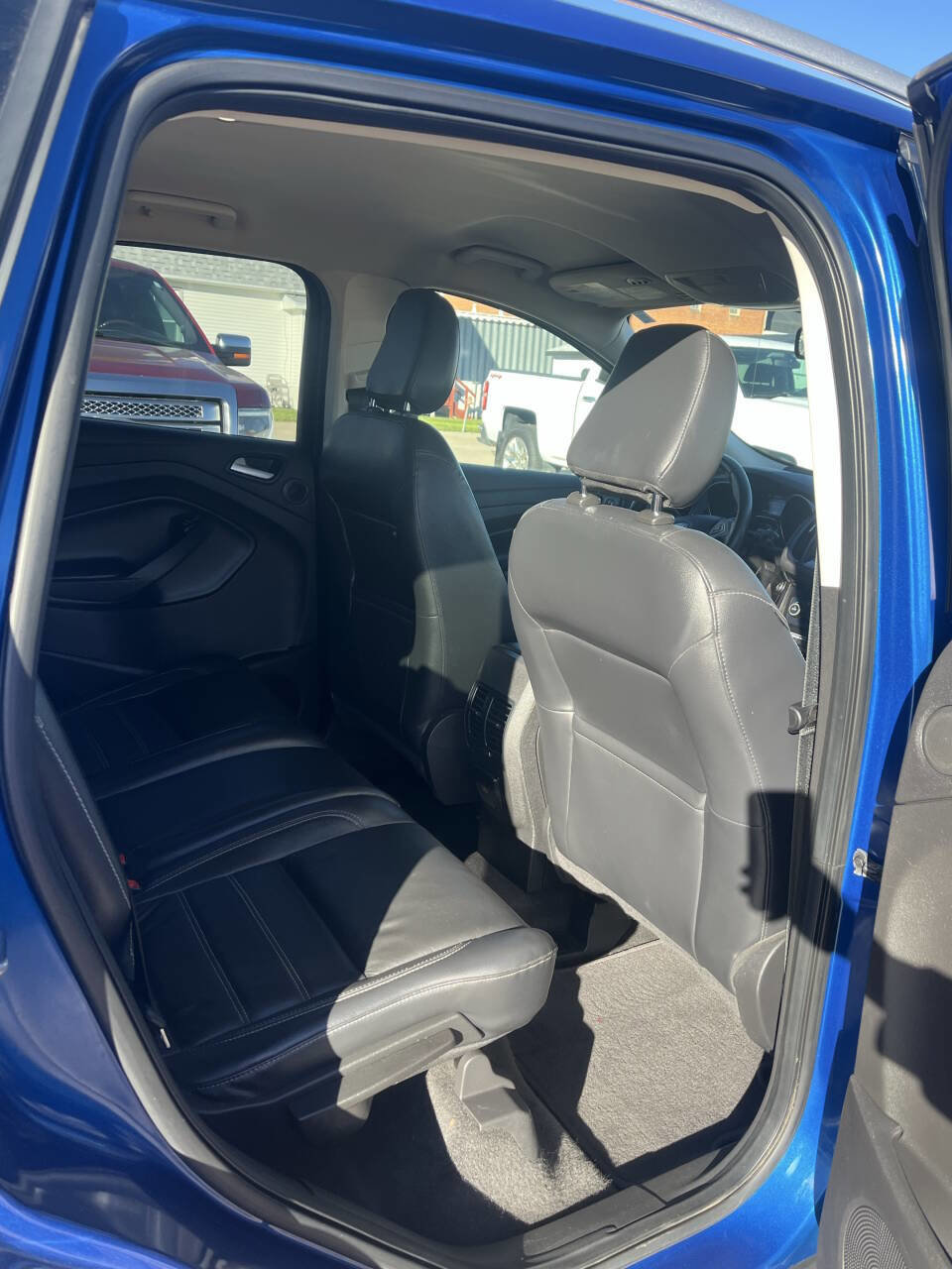 Used 2018 Ford Escape Titanium w/ Ford Safe & Smart Package image 14