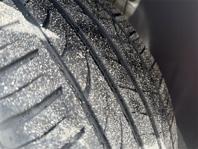 Used 2020 Volkswagen Tiguan SE R-Line image 33