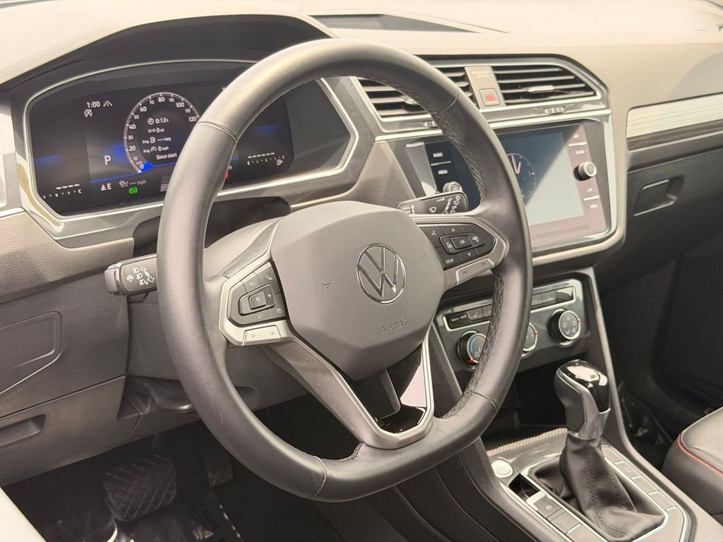 Used 2024 Volkswagen Tiguan Wolfsburg Edition AWD/4WD image 22