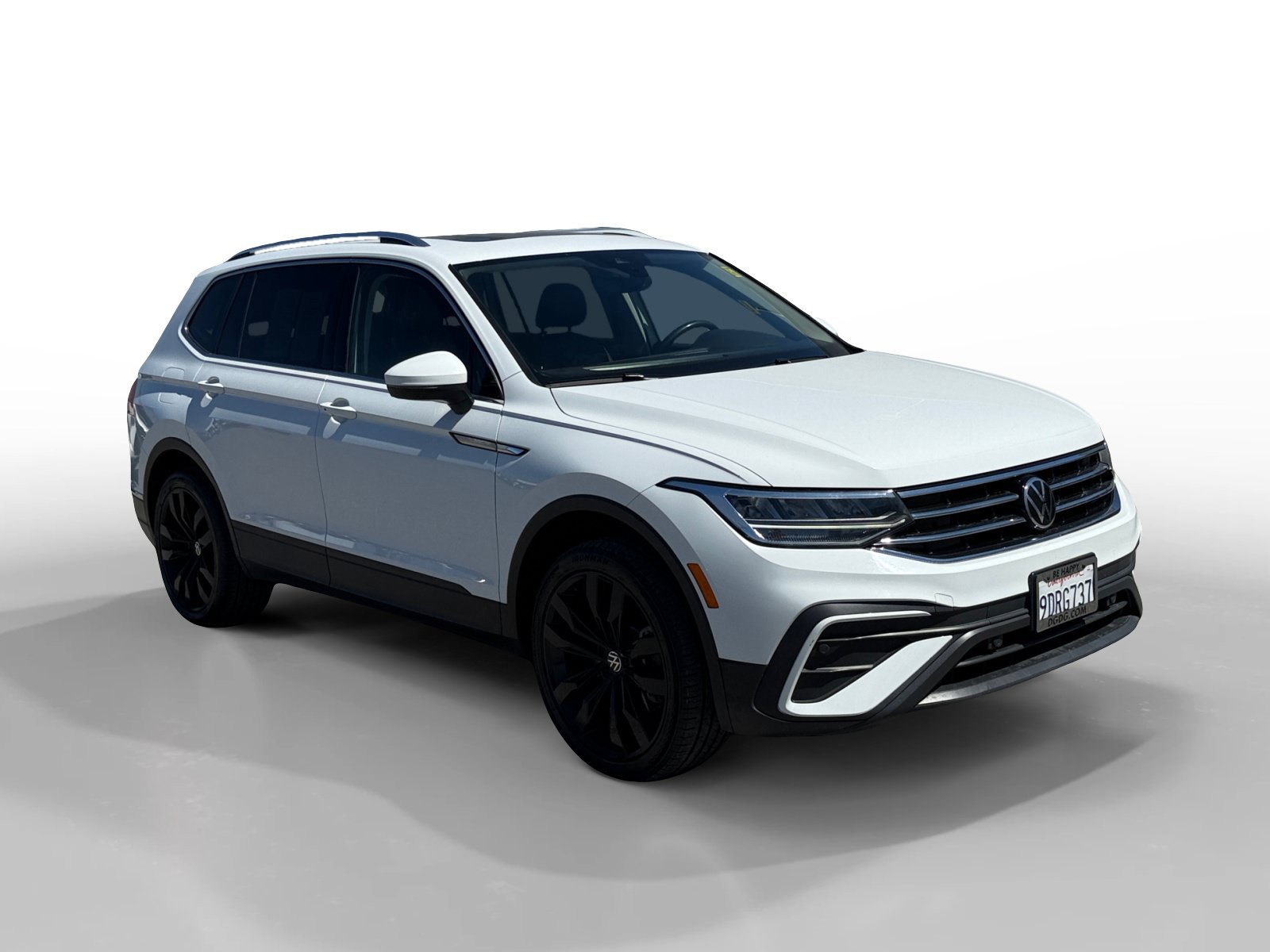 Used 2022 Volkswagen Tiguan SE w/ Panoramic Sunroof Package AWD/4WD image 7