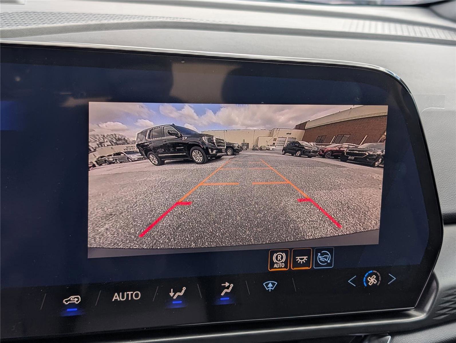 New 2026 Chevrolet Equinox EV LT FWD image 21