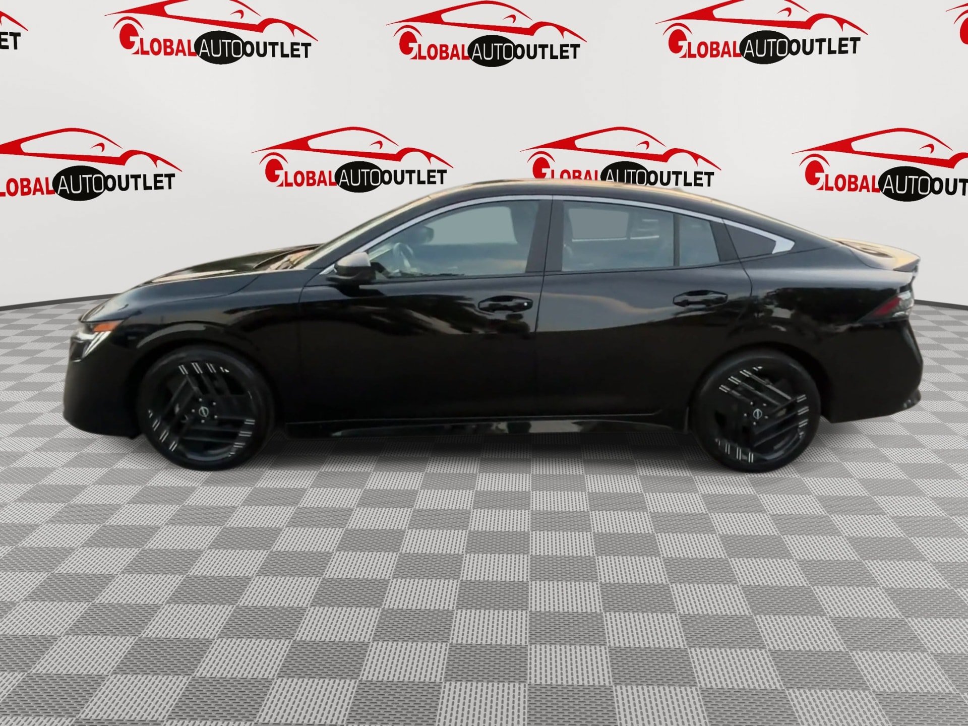 Used 2026 Nissan Sentra SR w/ Floor Mat Package FWD image 5
