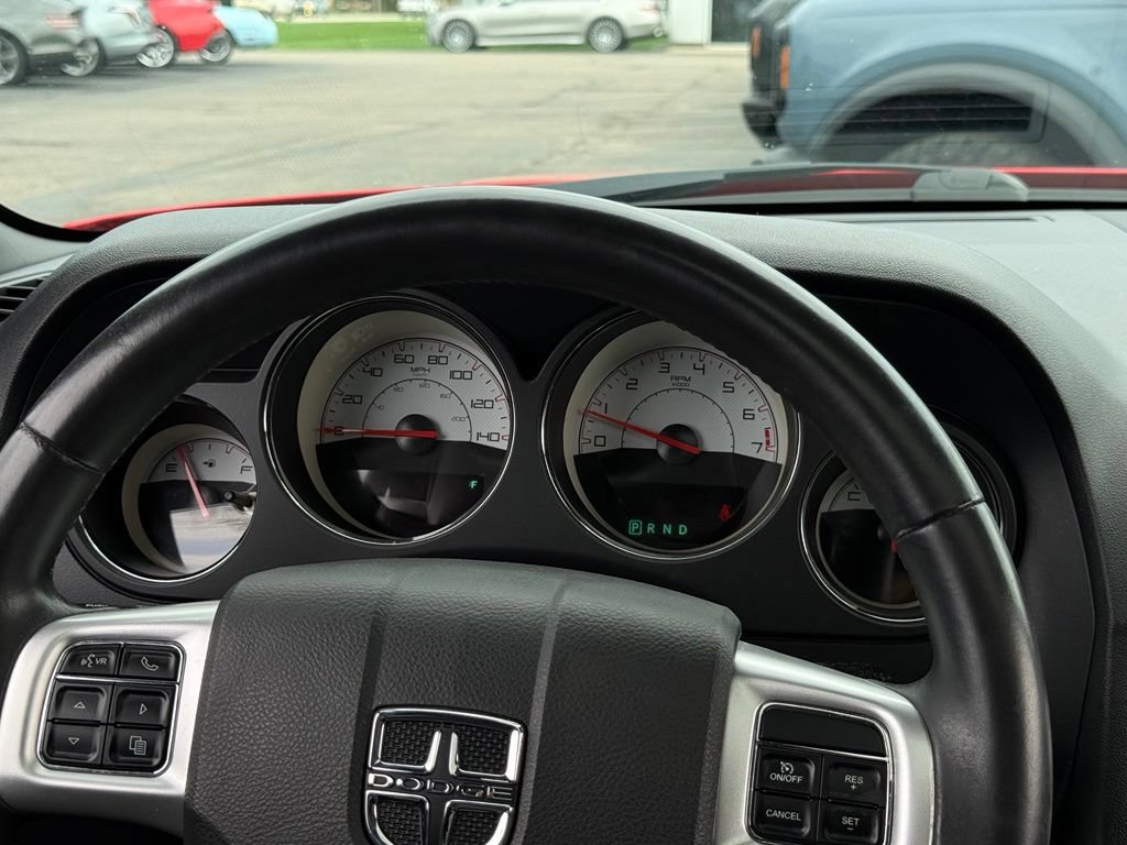 Used 2014 Dodge Challenger SXT Plus RWD image 6
