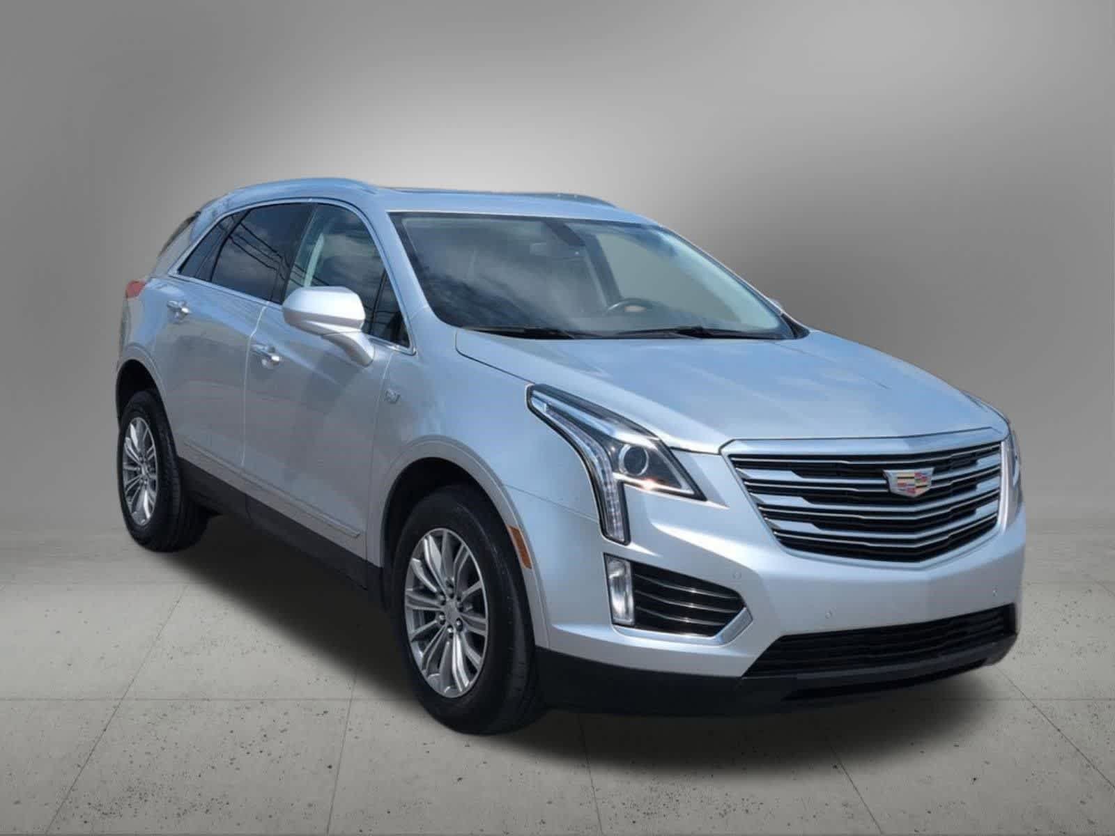 Used 2018 Cadillac XT5 Luxury AWD/4WD image 8