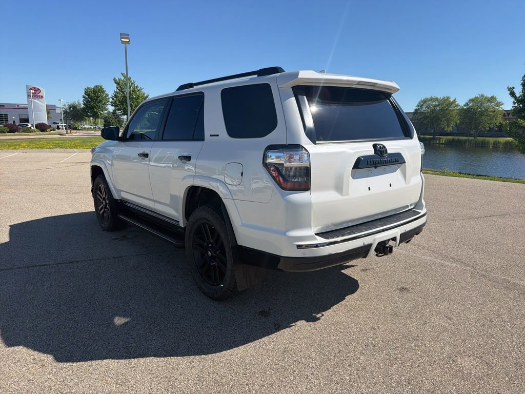 Used 2020 Toyota 4Runner Nightshade AWD/4WD image 8