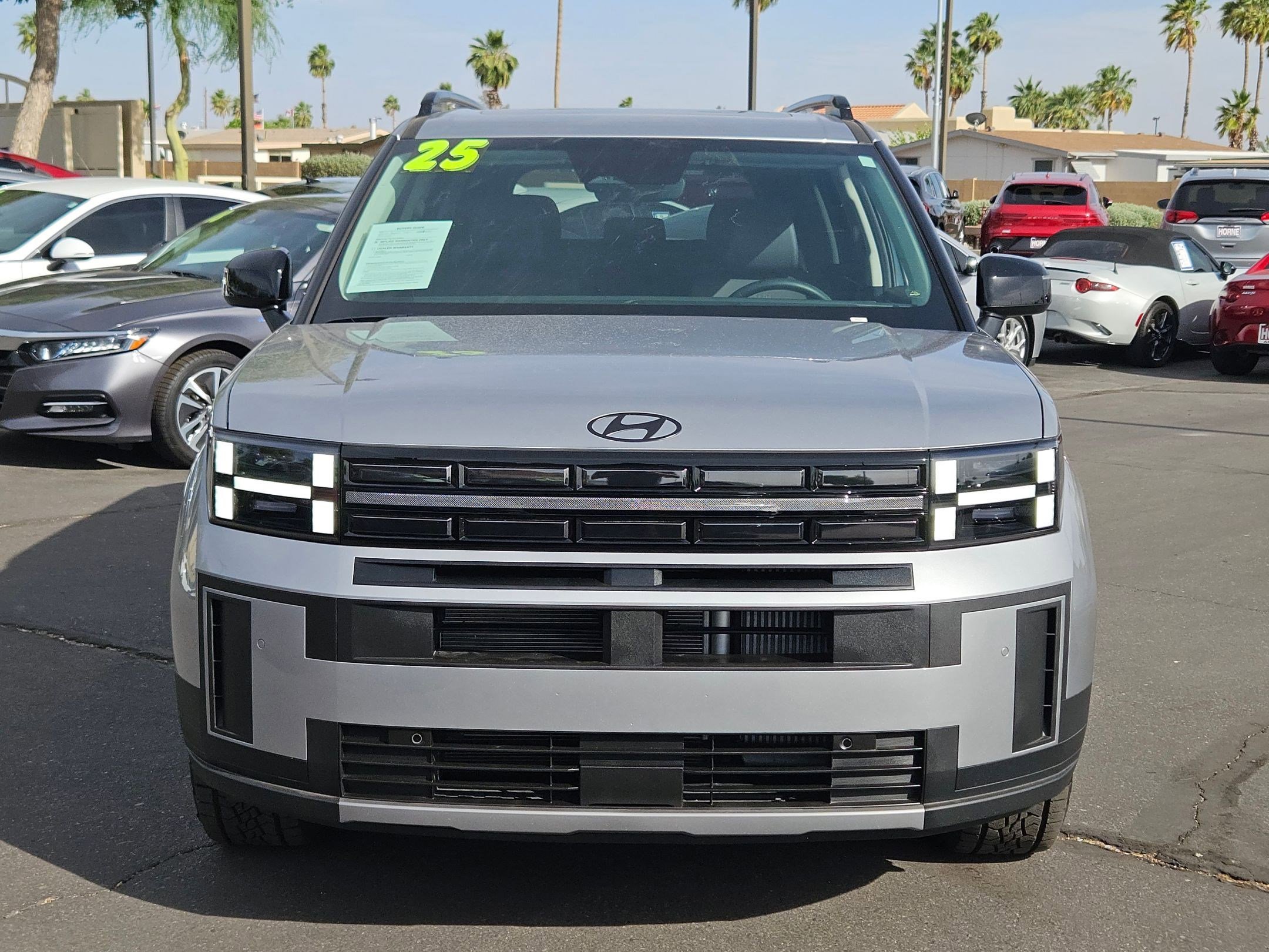 Used 2025 Hyundai Santa Fe XRT image 2