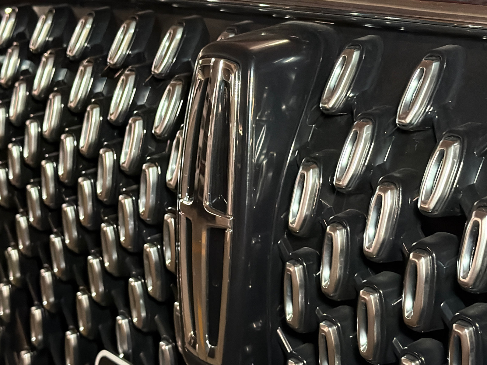 New 2027 Lincoln Aviator Reserve AWD/4WD image 14